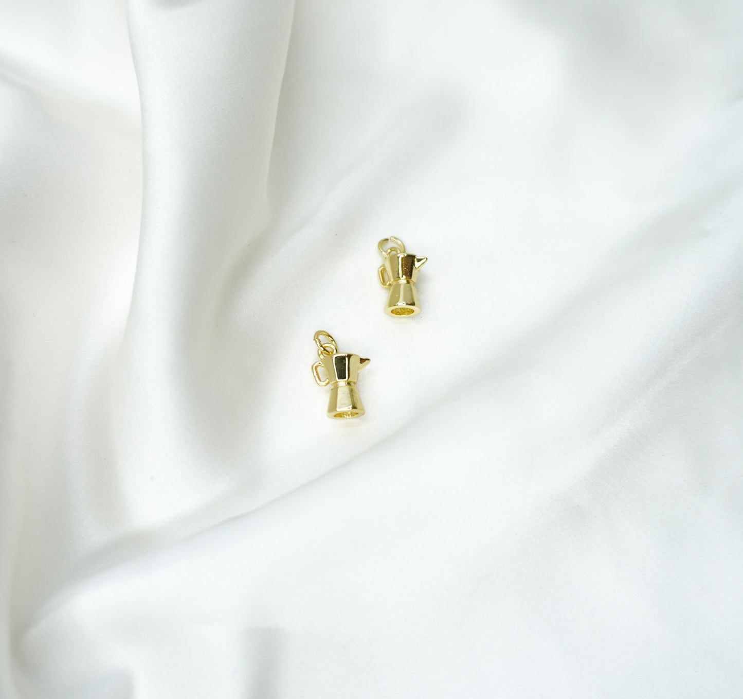 Greca Charm
