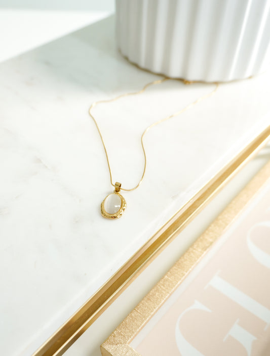 Vera Necklace