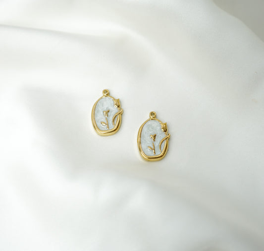 Tulip White Charm
