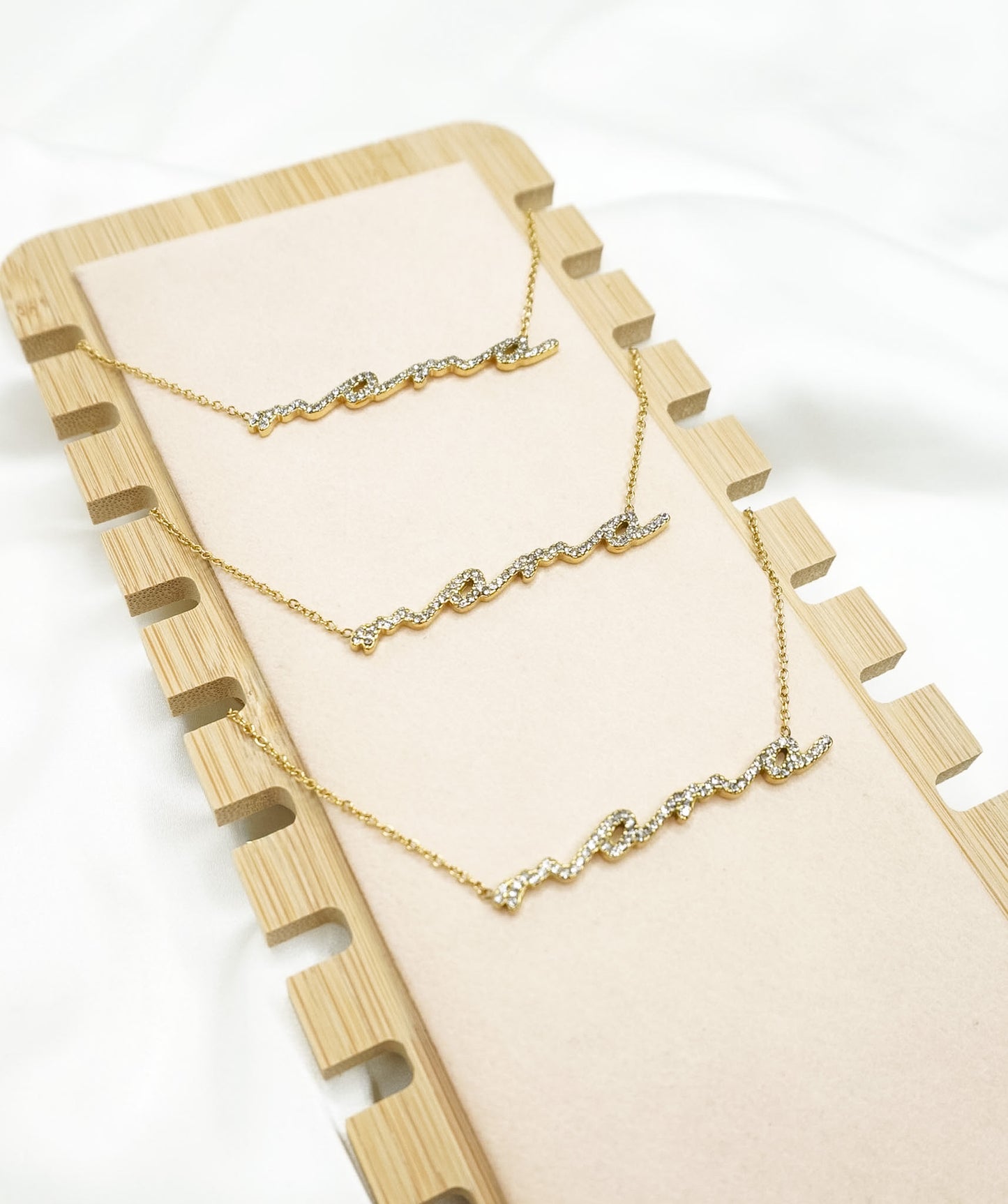 Mama Necklace