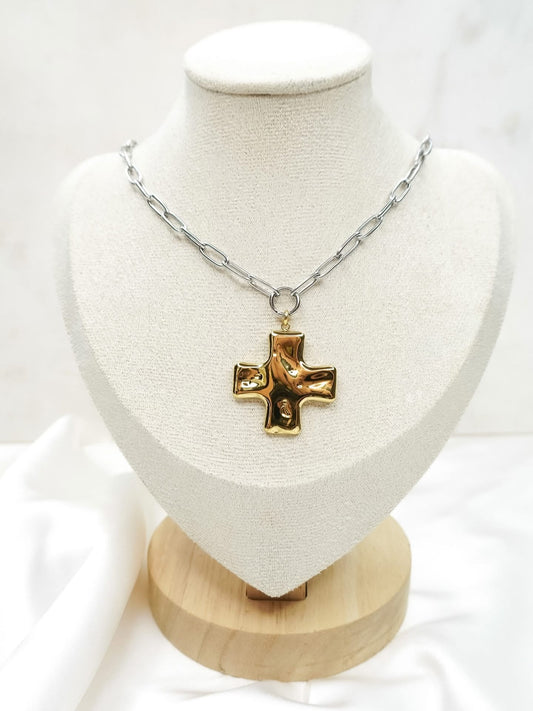 Cross Two Tones anecklace